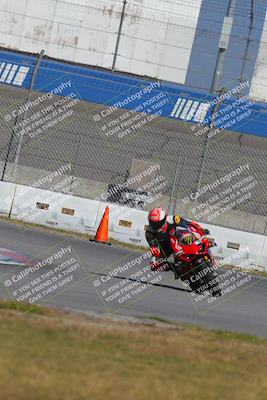 media/Nov-26-2022-Fastrack Riders (Sat) [[b001e85eef]]/Level 1/Session 3 Outside Turn 9/